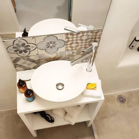 Apartment Bougainvillea Cave - Old Town *