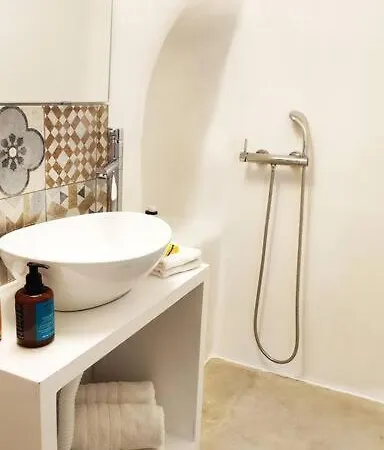 Apartment Bougainvillea Cave - Old Town