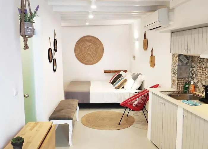 Bougainvillea Cave - Old Town Apartman *